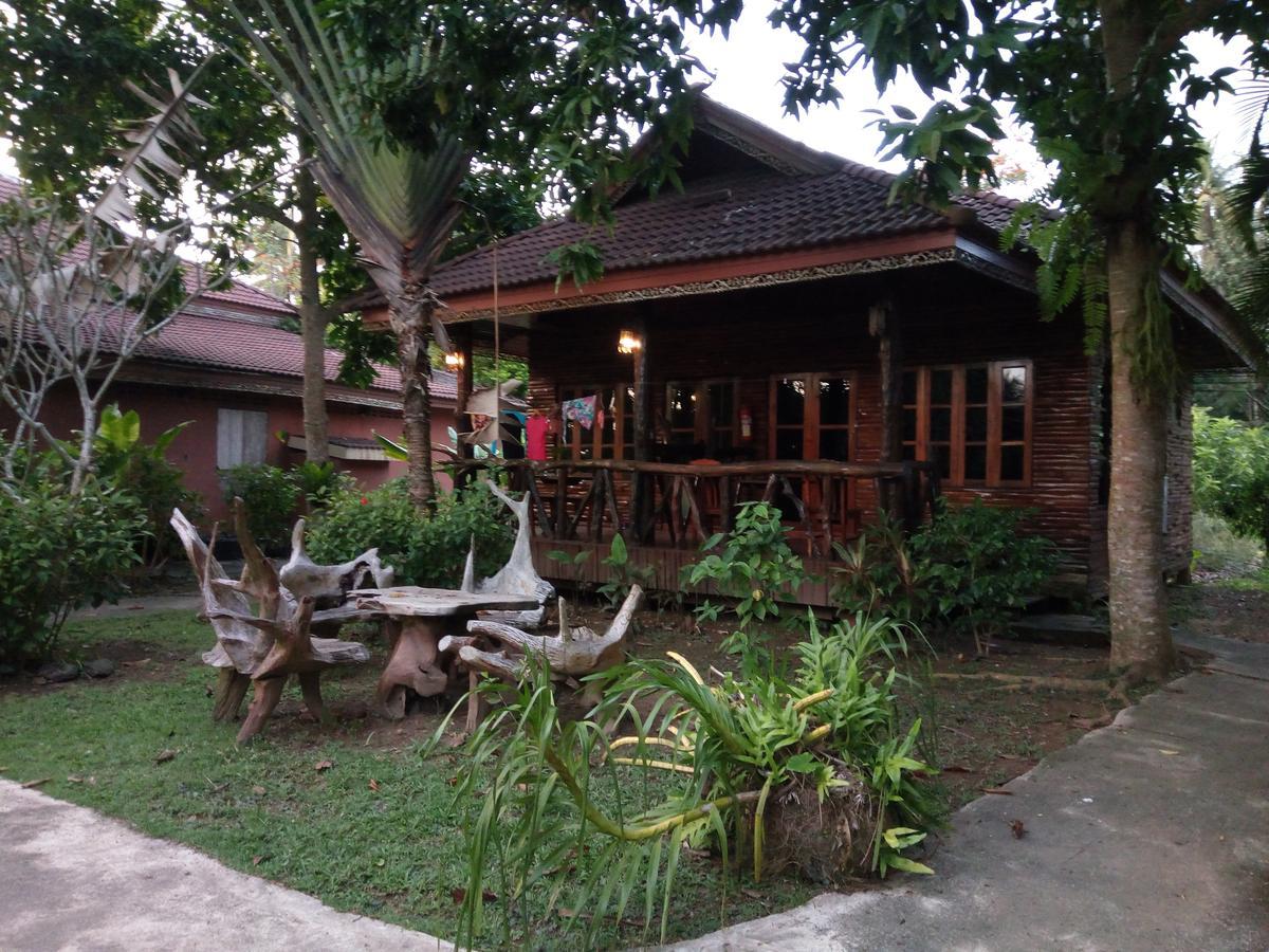 Euro Lanta White Rock Resort Ko Lanta Habitación foto